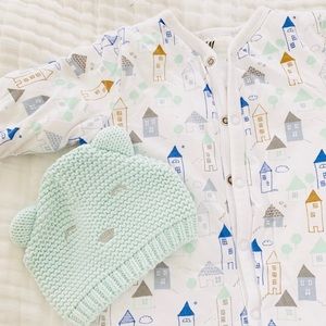 HM Quilted All-In-One footless pajamas- no hat